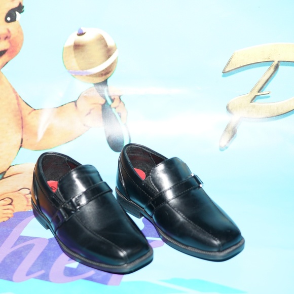 Perry Ellis - Picture 2 of 6